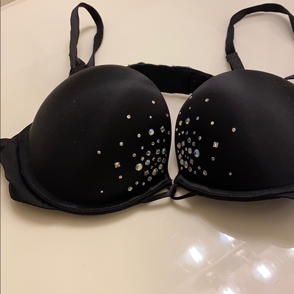 Victoria’s Secret push up bra